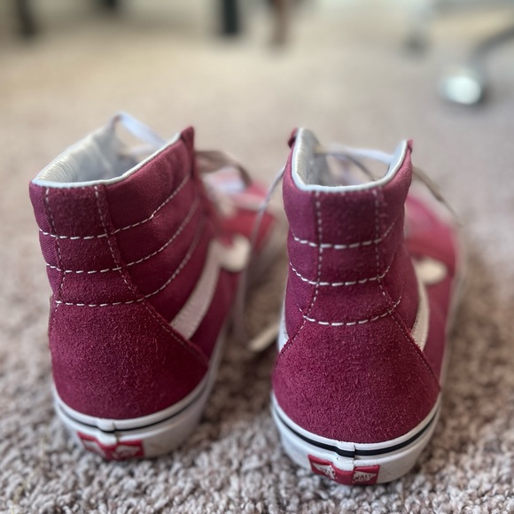 PINK/MAUVE vans high top shoes :) 💓 - Picture 4 of 7